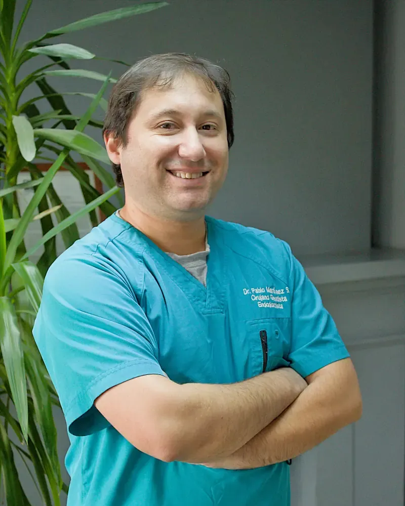 Dr. Pablo Martínez S. - Especialista en Endodoncia